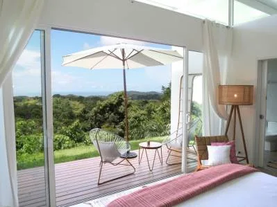 Terra Lodge: propiedad que genera ingresos con dos apartamentos, piscina y casa de 1 dormitorio., photo 3