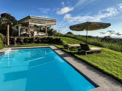 Terra Lodge: propiedad que genera ingresos con dos apartamentos, piscina y casa de 1 dormitorio., photo 4