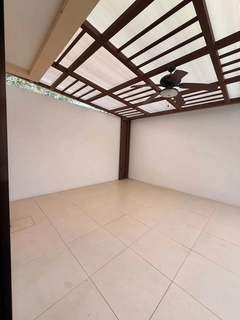 Alquiler de Casa con Terraza - Condominio en Ciudad Colón, photo 4