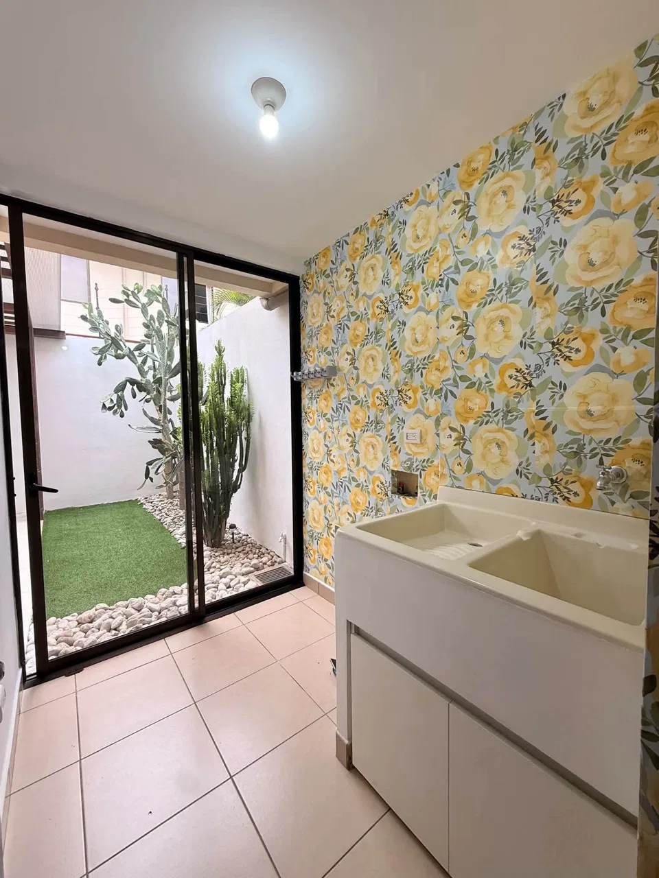 Alquiler de Casa con Terraza - Condominio en Ciudad Colón, photo 5