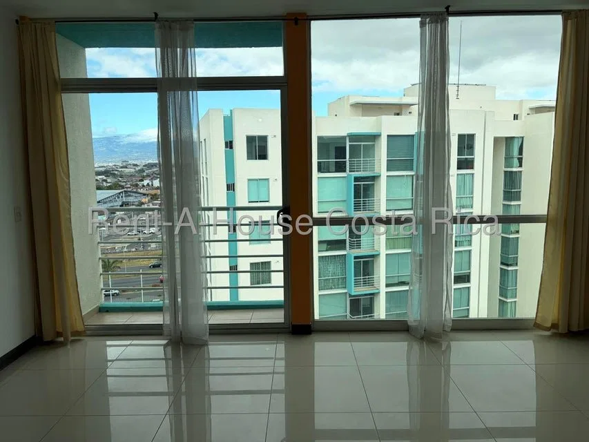 VENTA DE  APARTAMENTO EN CONDOMINIO BAMBU ECO URBANO PBR - Venta en San José