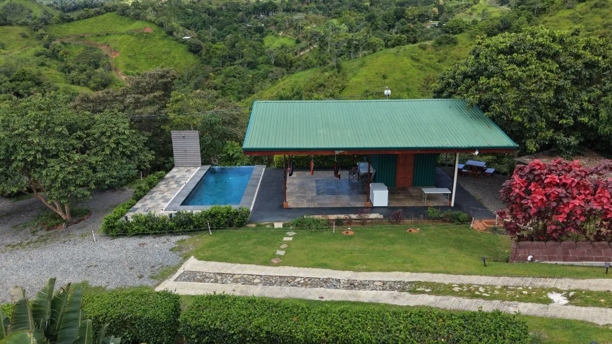 1-Hectare Property with a Two-Story Home, Ranch and Pool for Sale in La Guaria, Pérez Zeledón, photo 6