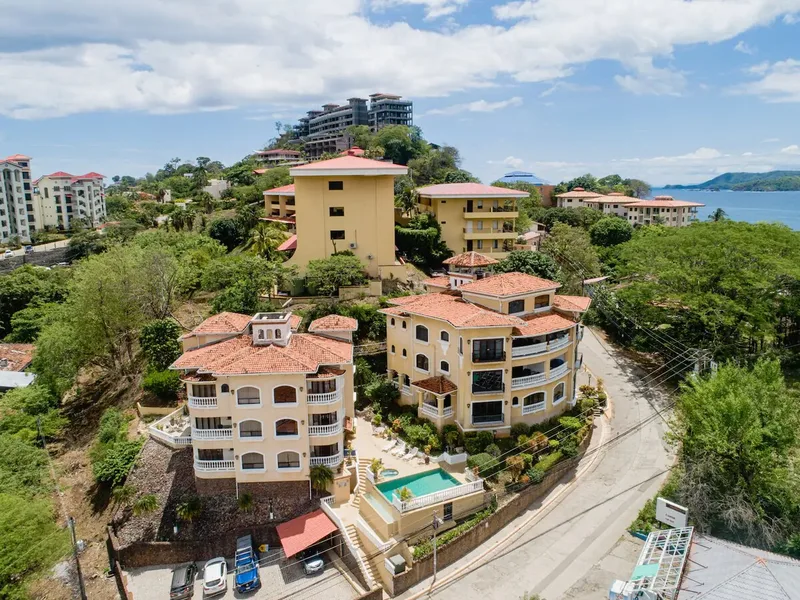 1 Bed Condo For Sale in Playa Flamingo