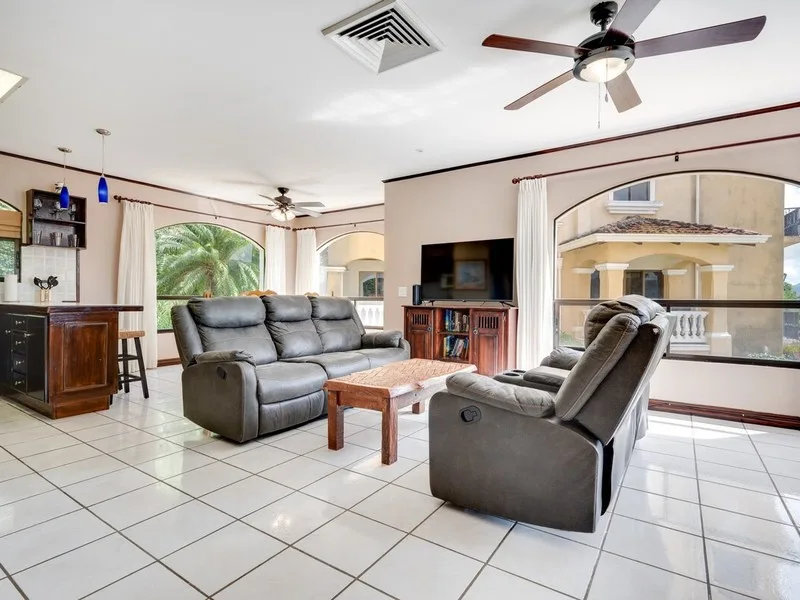 1 Bed Condo For Sale in Playa Flamingo, photo 7