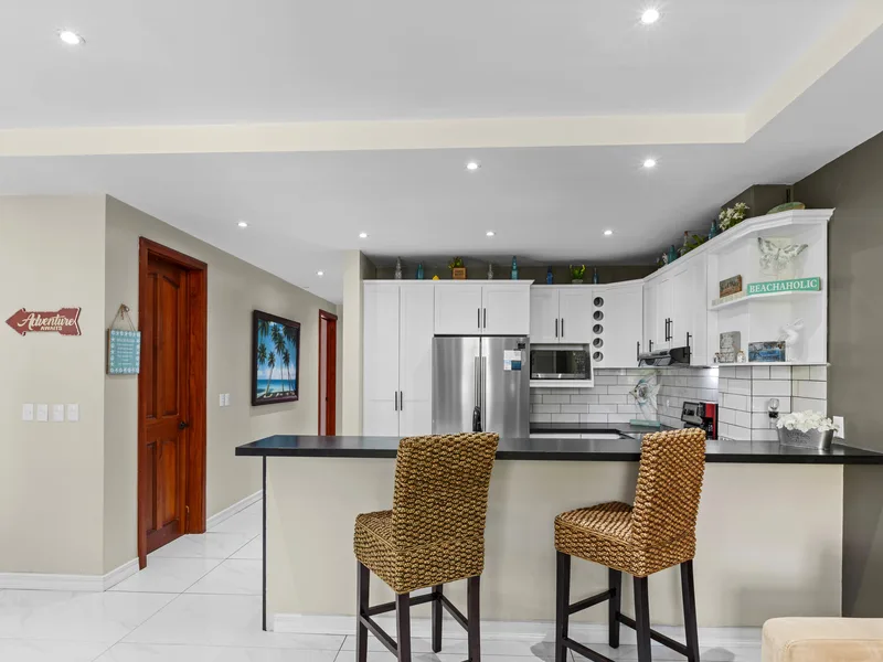 2 Bed Condo For Sale in Jaco, photo 6