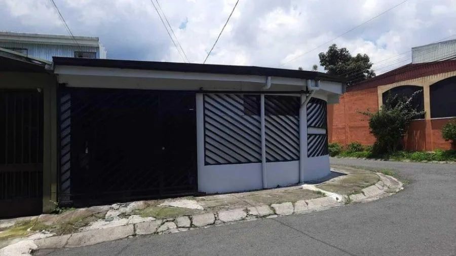 CASA EN VENTA EN DESAMPARADOS SAN JOSE. CL23-1236 - Venta en Desamparados