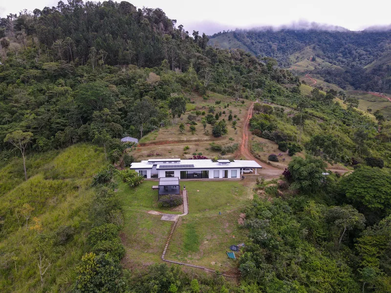 4 Bed Single Family Homes For Sale in Perez Zeledon, photo 2