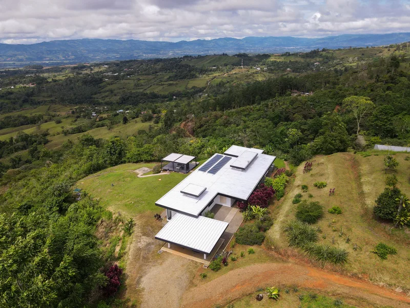 4 Bed Single Family Homes For Sale in Perez Zeledon, photo 4