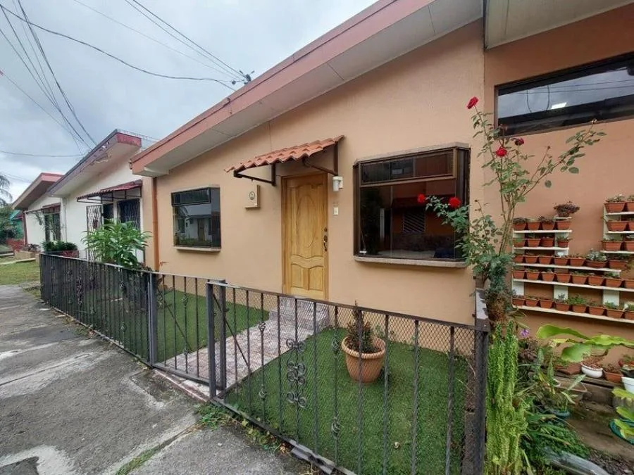 MLS-24-1507 LS VENTA CASA ZAPOTE SAN JOSE - Venta en Zapote San Jose