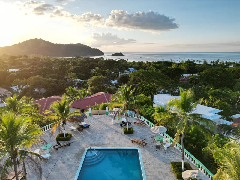 2 Bed Condo For Sale in Playas Del Coco, photo 2
