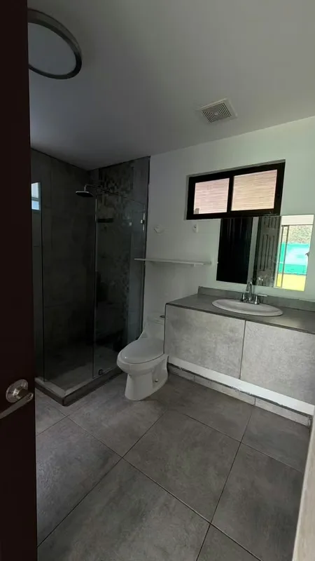 ¡HERMOSA CASA EN ALQUILER EN CONDOMINIO CEDROS DEL ESTE!, photo 15