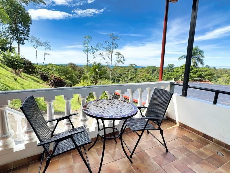 4 Bed Hotel / Leisure For Sale in Cahuita, photo 6
