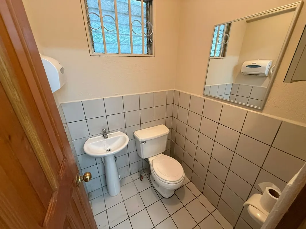 Se alquila oficina de 40 m² en San Antonio de Belén Centro, ..., photo 2