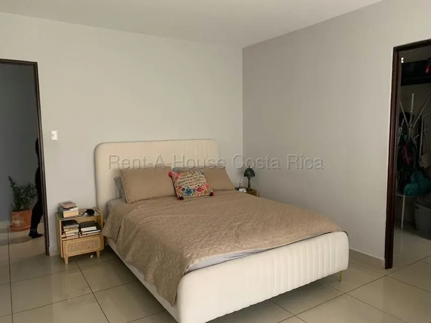 RAH 27-722 MJM Oportunidad única para inversionistas en la mejor zona de Rohmoser. Se vende edificio de apartamentos sobre calle principal con excelente visibilidad y acceso. Compras ..., photo 2