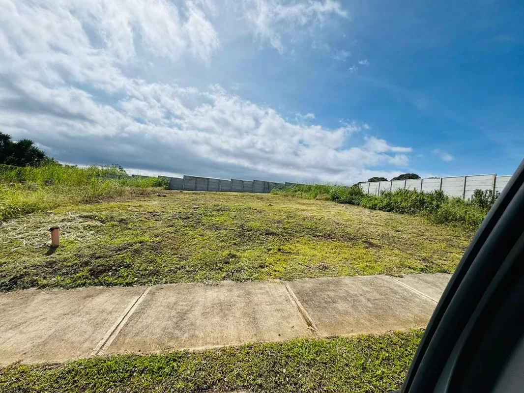 **Lote en Venta en San Isidro de Heredia**