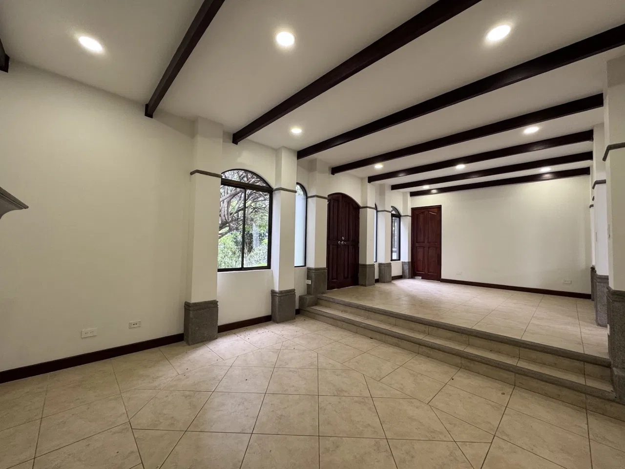 Hermosa casa en exclusivo condominio Santa Lucia con estratégica ubicación frente a calle vieja rodeado de su extraordinaria oferta gastronómica y comercial; y con ..., photo 7