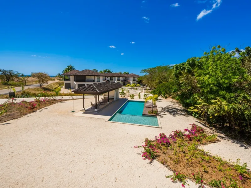 4 Bed Condo For Sale in Hacienda Pinilla, photo 3