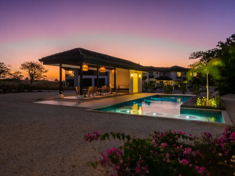 4 Bed Condo For Sale in Hacienda Pinilla, photo 4