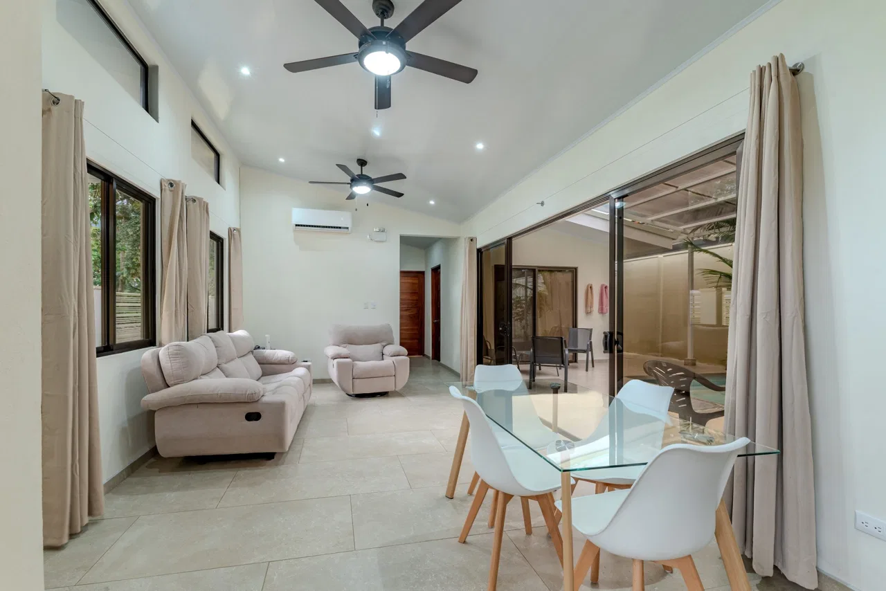 HOUSE AND CASITA CLOSE TO EVERYTHING IN UVITA, photo 8