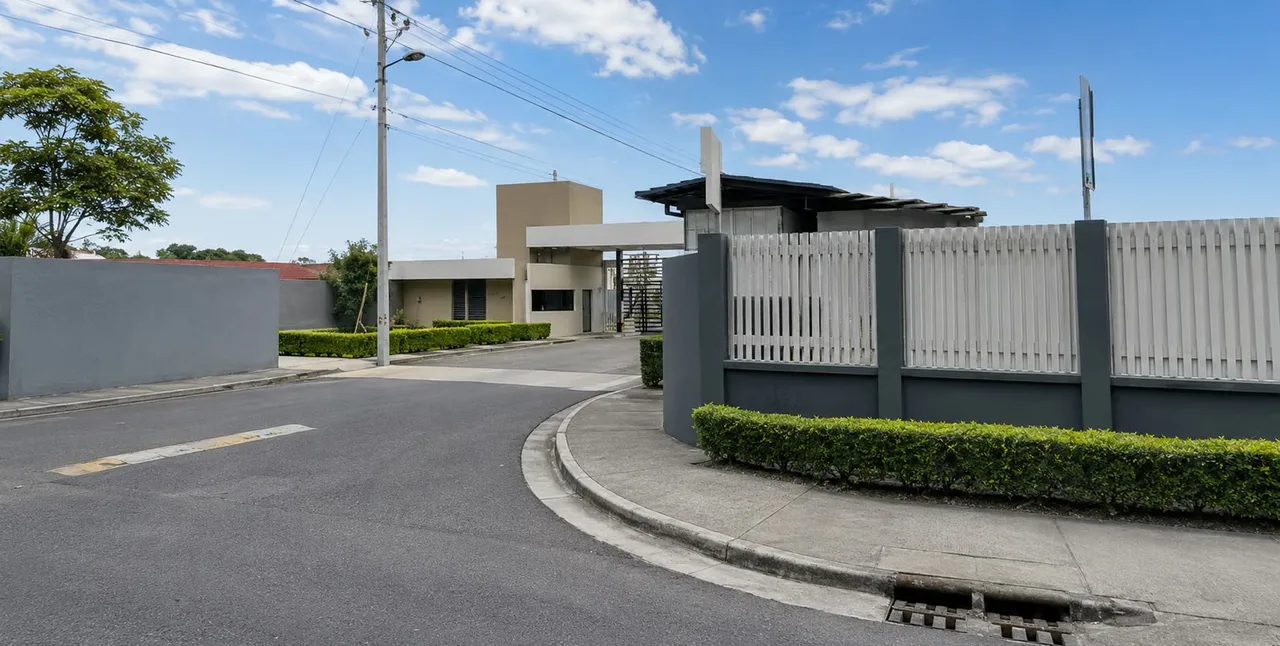 House for rent *New* in San Antonio de Belen -Heredia