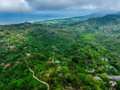 Impresionante propiedad de 3.6 acres con vista al mar en Dominical, Costa Rica, photo 7