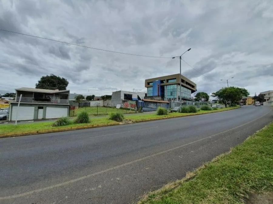 Lote con excelente ubicación en la circunvalación, San Pedro de 692 m2 RAH 232069 - Venta en Montes de Oca, photo 2