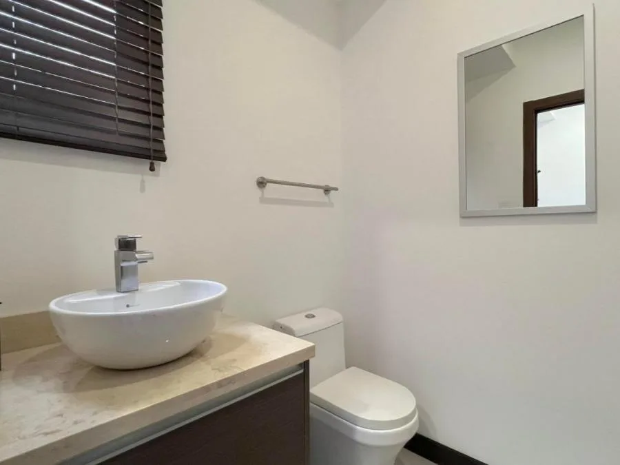 VENTA DE HERMOSO PENTHOUSE EN SAN RAFAEL DE ESCAZÚ (NR) - Venta en Escazú, photo 2