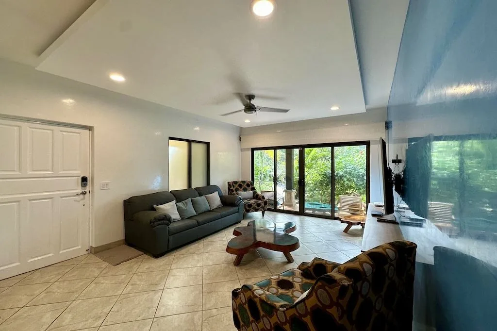 The Oaks 94 ~ Ground-Floor Condo with Custom Finishes and Pool Access, photo 5