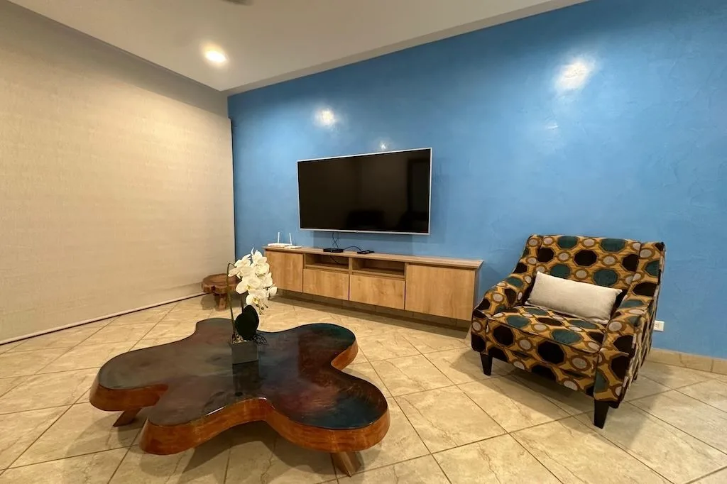 The Oaks 94 ~ Ground-Floor Condo with Custom Finishes and Pool Access, photo 9