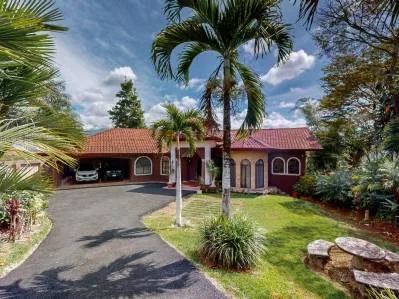 Espaciosa casa colonial de 5 dormitorios y 4 baños | La Bonita, Rivas., photo 2