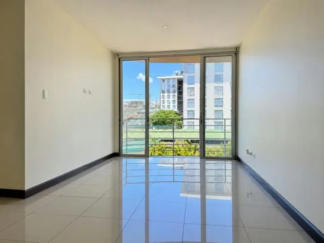 3 bedroom apartment for sale in San Marino condo, photo 3