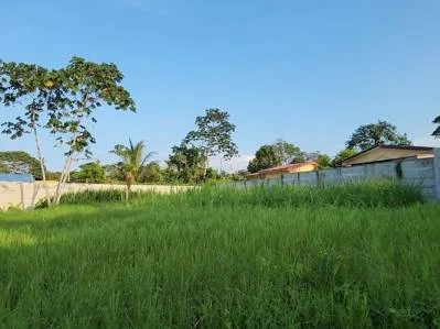 Oportunidad ! Lote en Excelente Ubicacion en Cahuita a Metros del Mar
