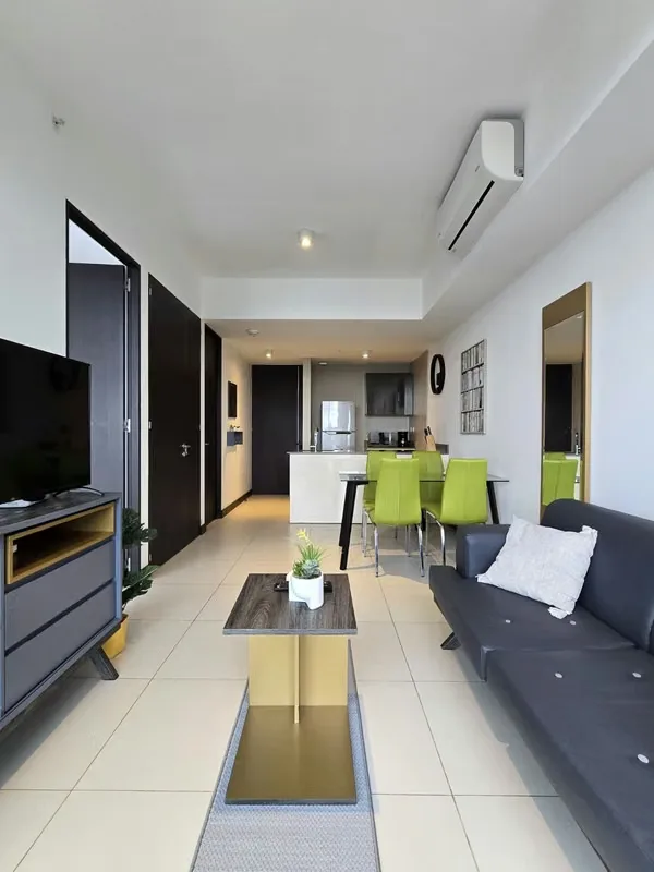 BEAUTIFUL FURNISHED APARTMENT IN ONE BEDROOM ROHRMOSER TOWER WITH PARKING AND CELLAR