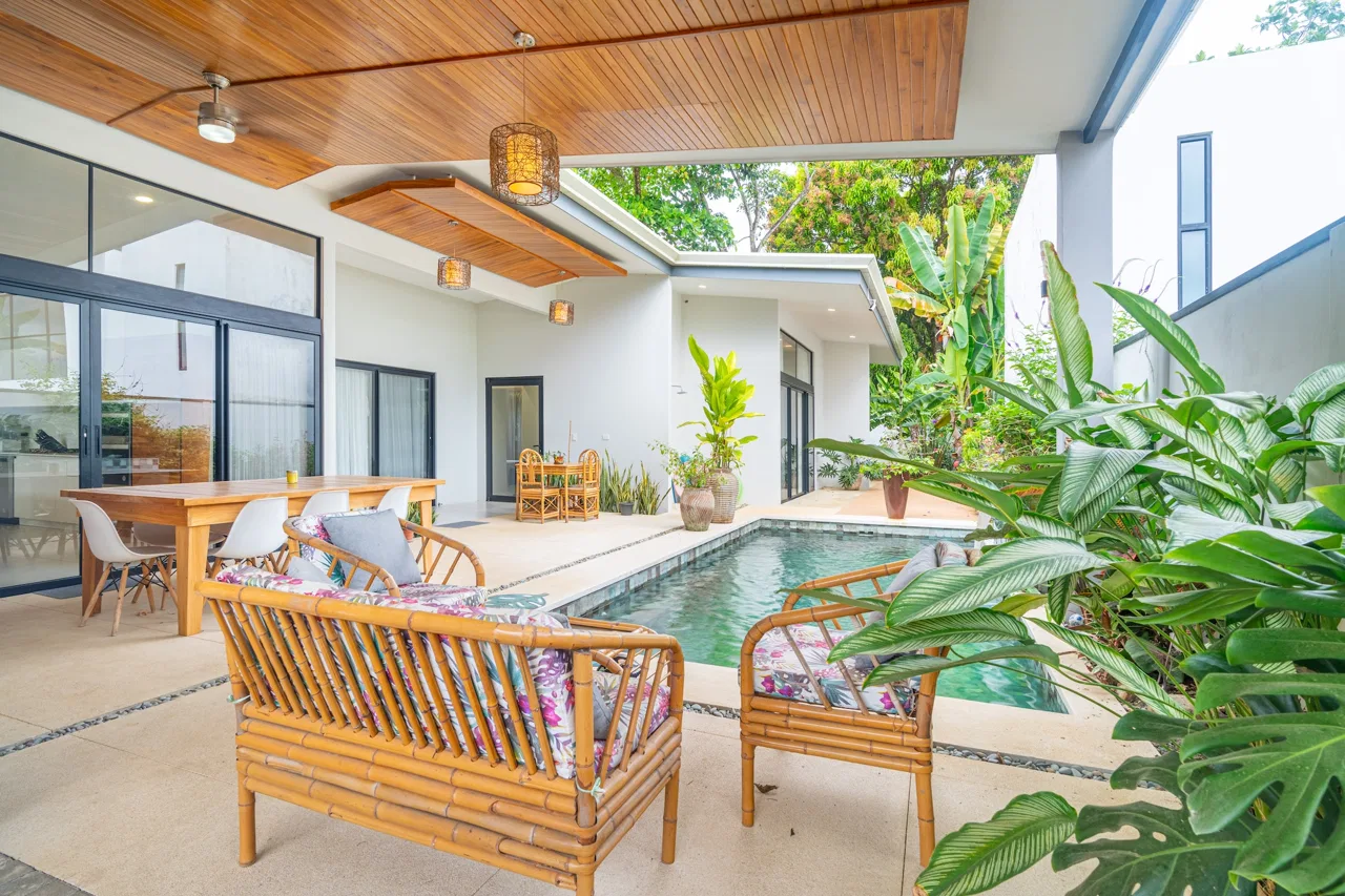 CASA COLA DE BALLENA PROPERTY WITH THREE BEDROOM A LITTLE STEPS OF THE BEACH, IN BAHIA BALLENA – 0.16 ACRES, photo 11
