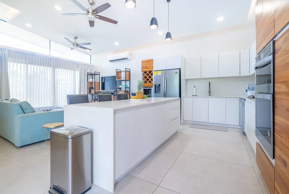 CASA COLA DE BALLENA PROPERTY WITH THREE BEDROOM A LITTLE STEPS OF THE BEACH, IN BAHIA BALLENA – 0.16 ACRES, photo 22
