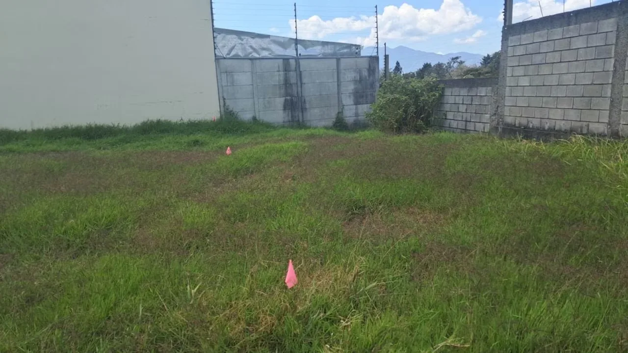 Flat lot for sale Santo Domingo Heredia.