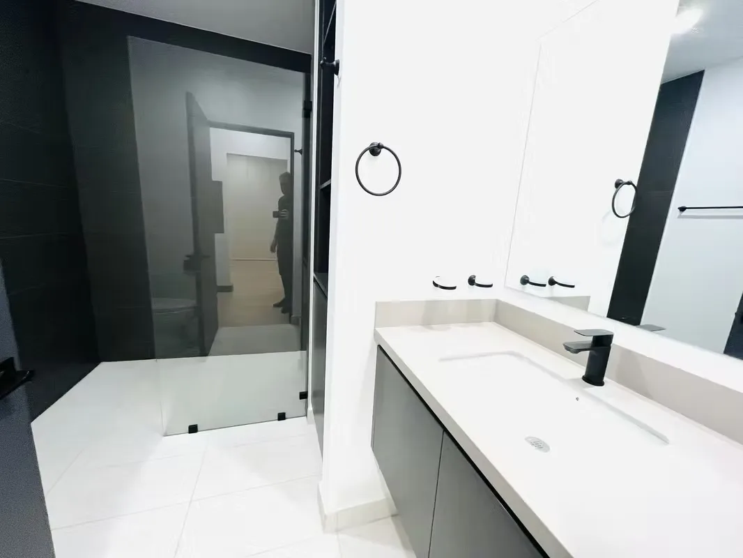 FOR SALE | YOUR NEW HOME ABOVE THE CLOUDS SANTA ANA, photo 6