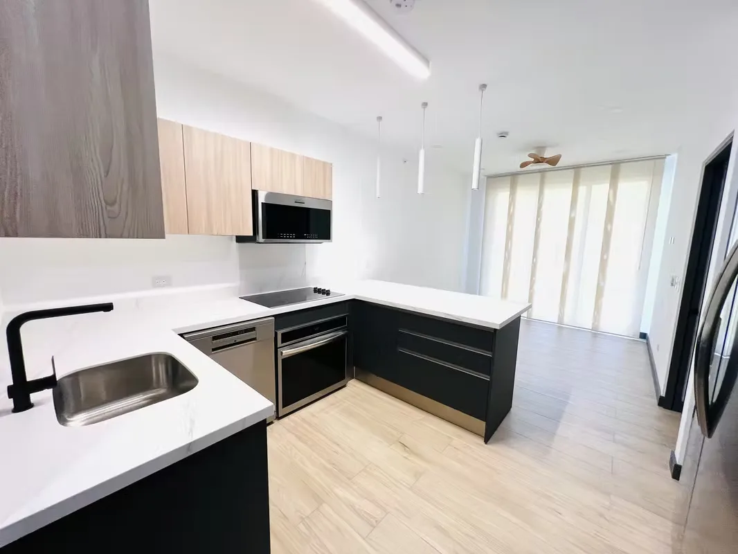 FOR SALE | YOUR NEW HOME ABOVE THE CLOUDS SANTA ANA, photo 7