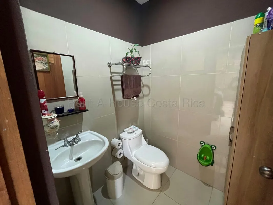 Esta hermosa casa en condominio, ofrece un estilo de vida moderno y cómodo en San Rafael Arriba, Desamparados., photo 5