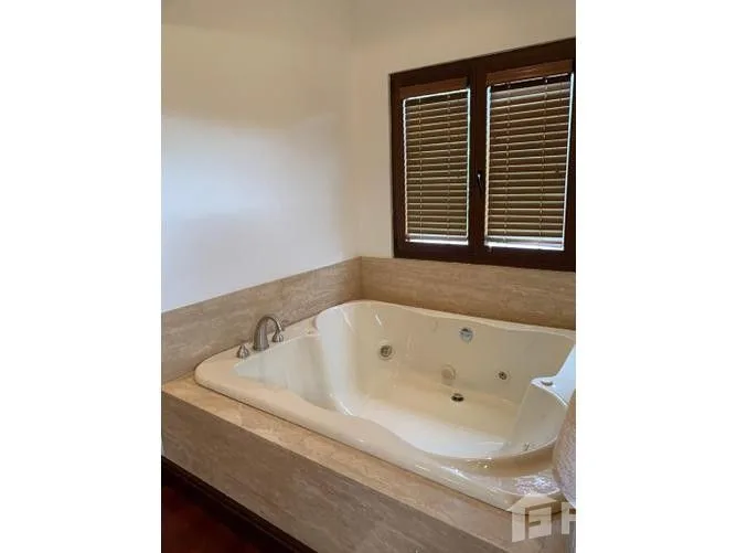 4 Bedroom House for Sale at Curridabat for $8,000, photo 8