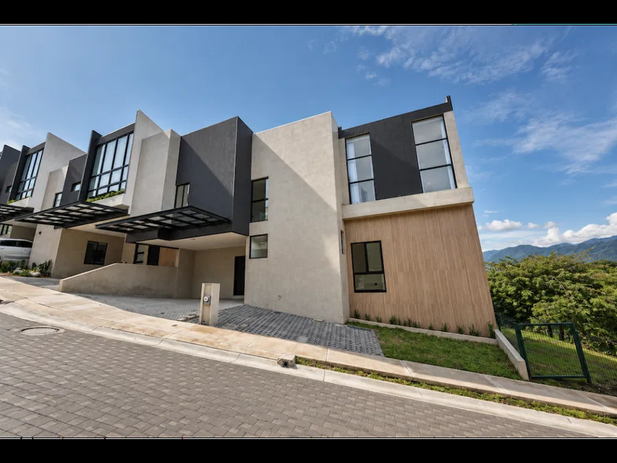 Casa para Estrenar de 3 Habitaciones en NAIA Guachipelín