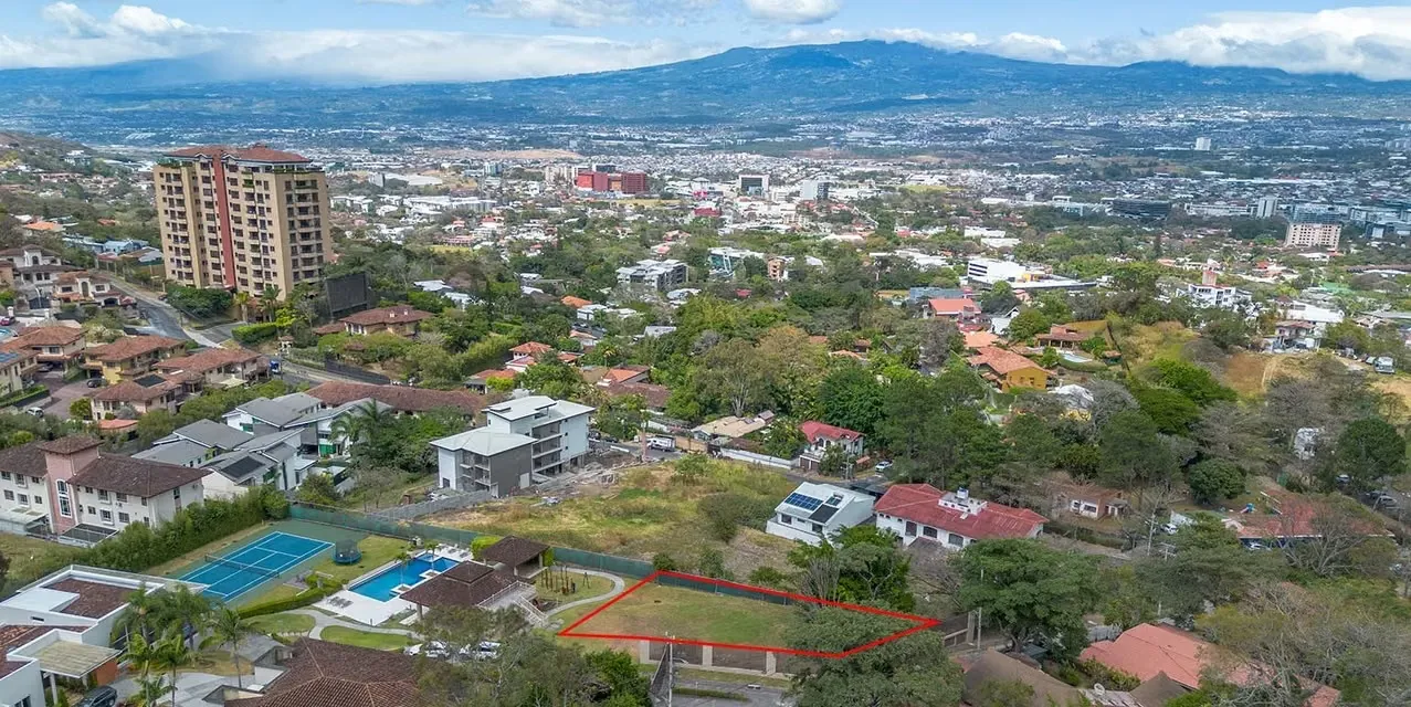 Lot in Escazu Jaboncillos - Gated Community - Central Valley Views