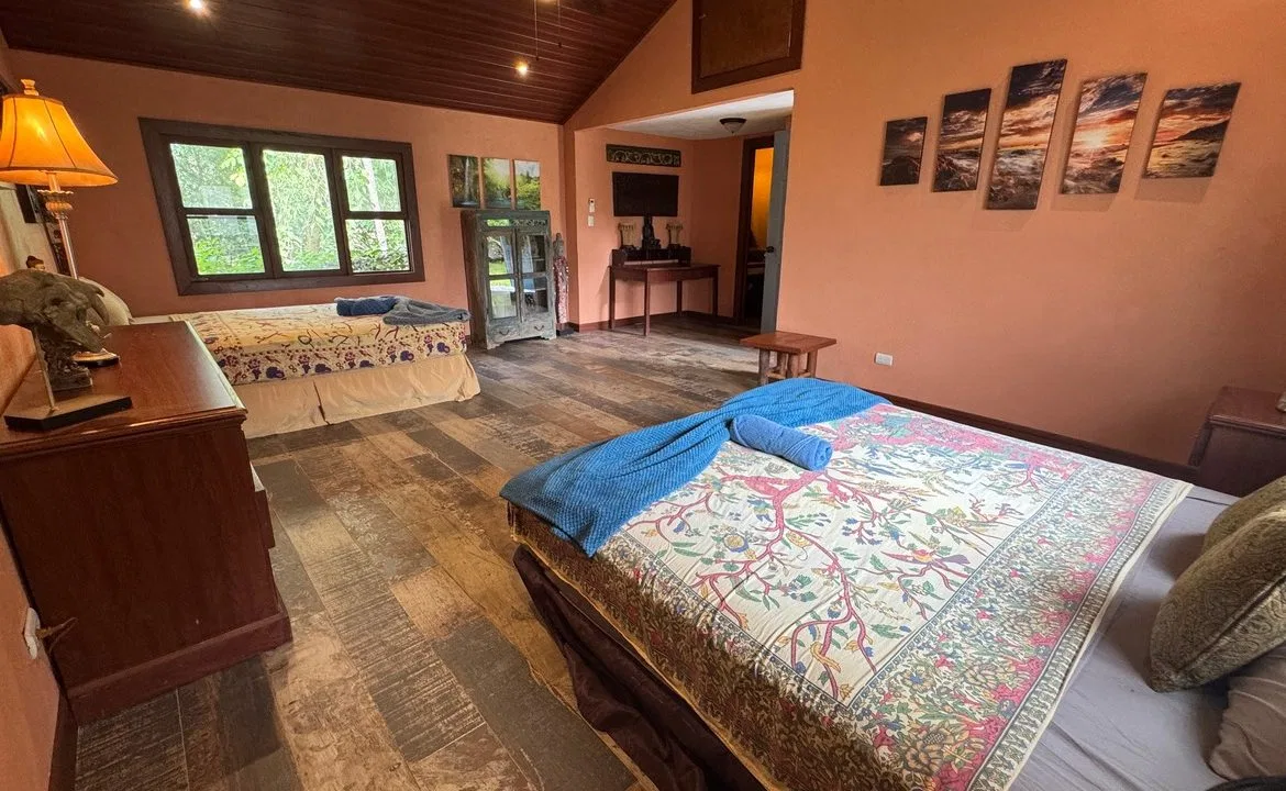 HOTEL PROPERTY WITH TWELVE BEDROOM AND OCEAN VIEWS, IN LA COLONIA – 1.5 ACRES, photo 18