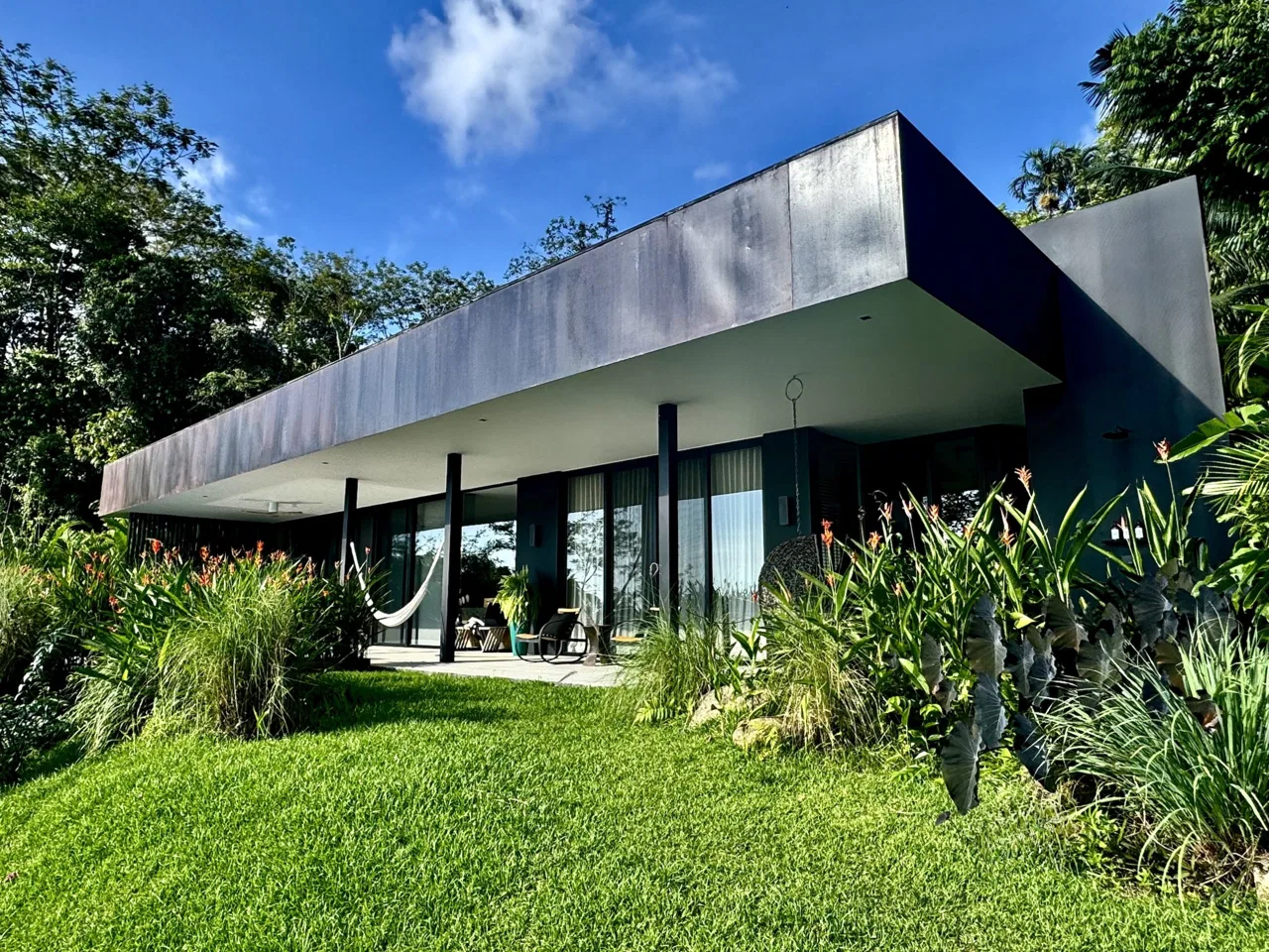 BLACK VILLAS IN THE MIDDLE OF THE NATURE, IN UVITA – 2.35 ACRES, photo 11