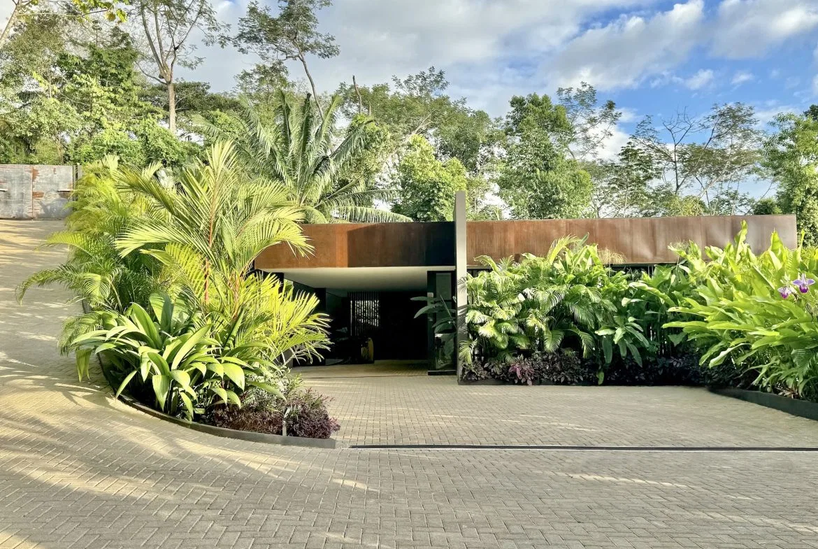 BLACK VILLAS IN THE MIDDLE OF THE NATURE, IN UVITA – 2.35 ACRES, photo 16