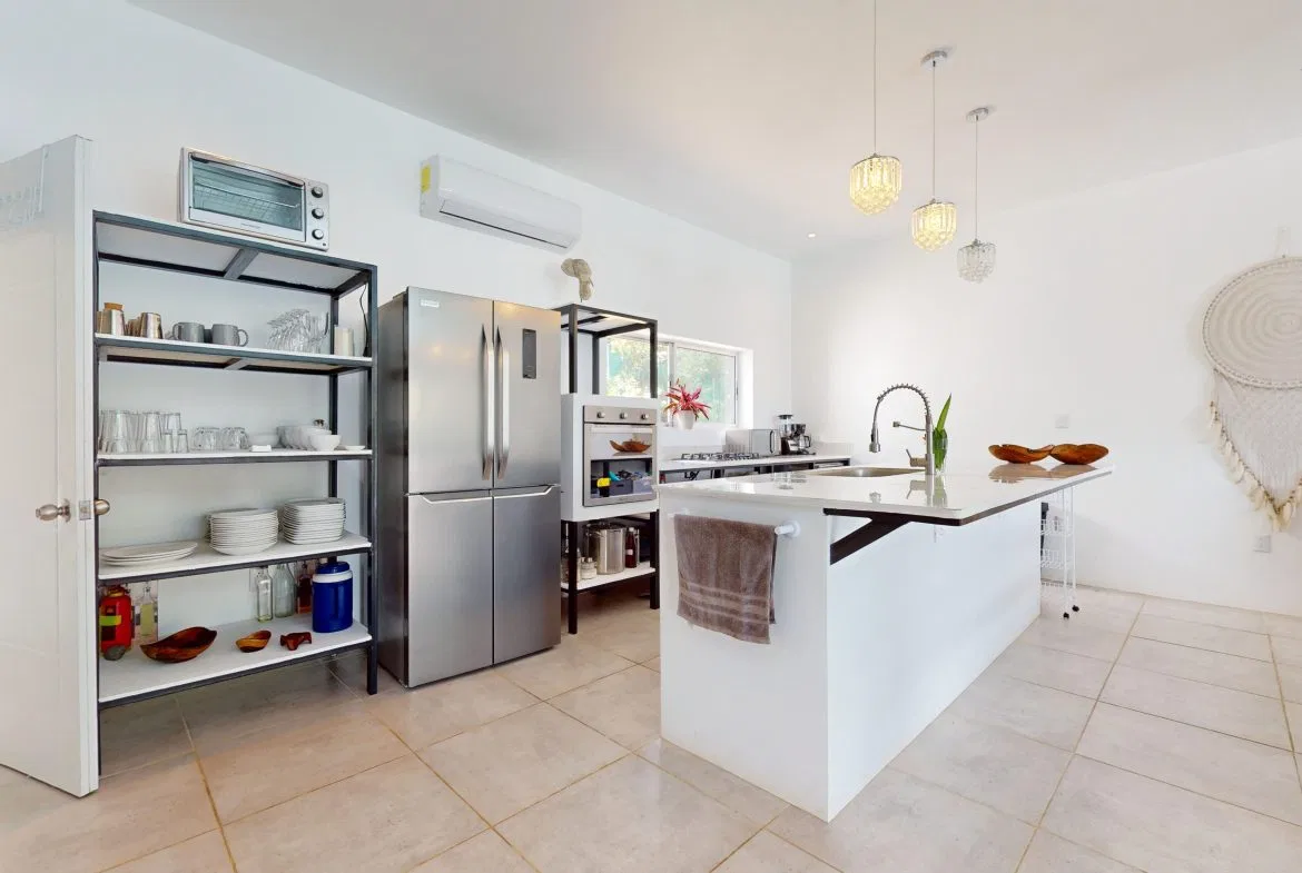 BEAUTIFUL AND MODERN HOME IN UVITA WITH INFINITY POOL, OCEAN VIEWS AND RENTAL OPTIONS, photo 12