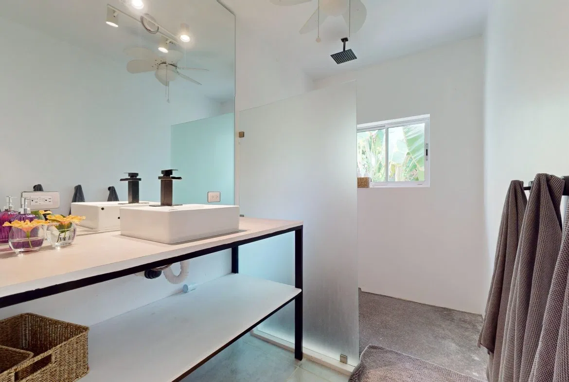 BEAUTIFUL AND MODERN HOME IN UVITA WITH INFINITY POOL, OCEAN VIEWS AND RENTAL OPTIONS, photo 24