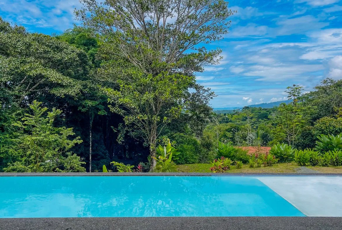 BEAUTIFUL AND MODERN HOME IN UVITA WITH INFINITY POOL, OCEAN VIEWS AND RENTAL OPTIONS, photo 6