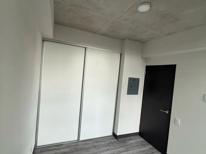 1 Bed Condo For Sale in Rohrmoser, photo 5