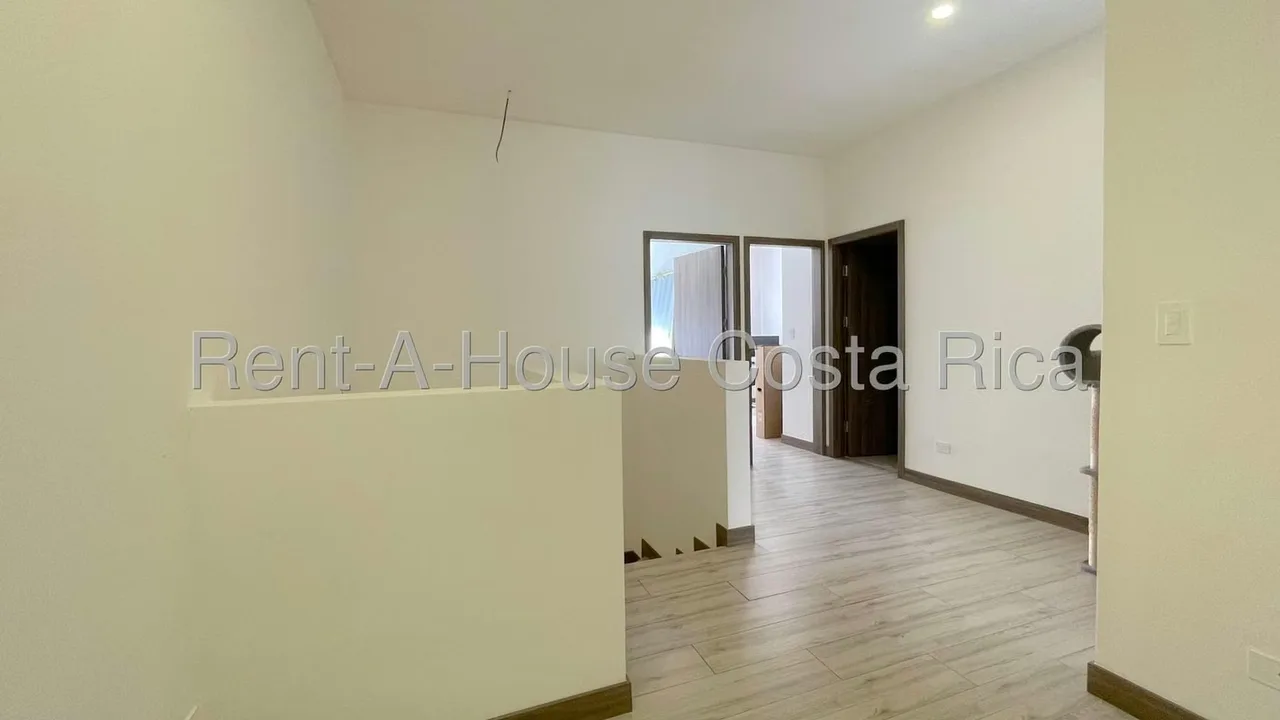 House for sale in San Antonio de Escazu. Move-in ready., photo 9